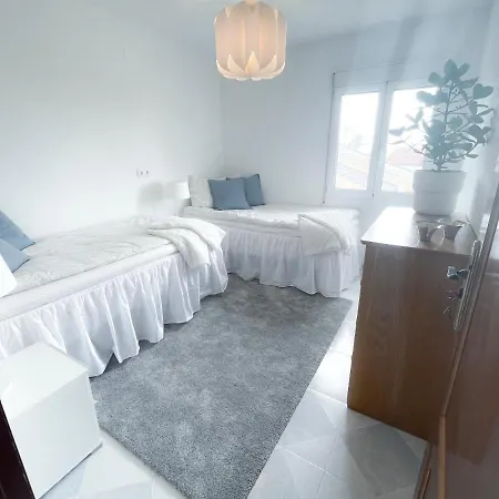 La Zenia House Апарт-отель *