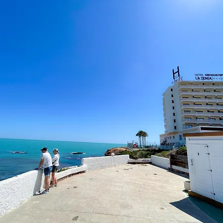 Апарт-отель La Zenia House